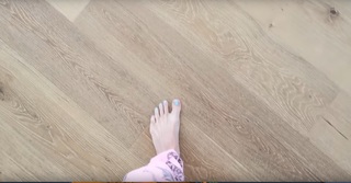 Colleen Ballinger feet photo thumbnail