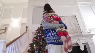 Colleen Ballinger feet photo thumbnail