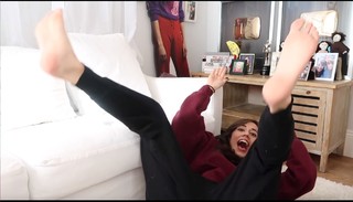Colleen Ballinger feet photo thumbnail