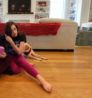 Colleen Ballinger feet photo thumbnail