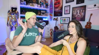 Colleen Ballinger feet photo thumbnail