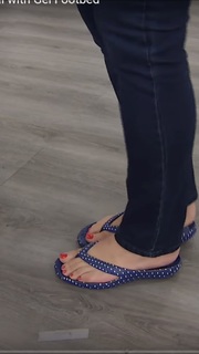 Colleen Lopez feet photo 9