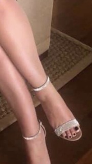 Colleen Lopez feet photo 5