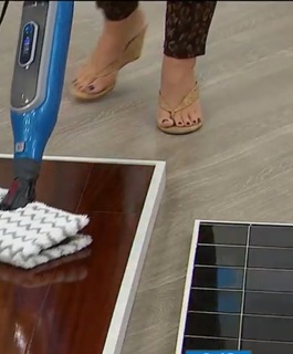 Colleen Lopez feet photo 8
