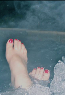 Colleen Lopez feet photo 9