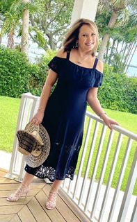 Colleen Lopez feet photo 1