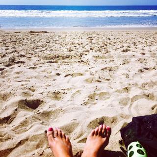 Colleen Wolfe feet photo thumbnail