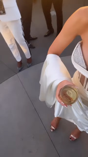 Colleen Wolfe feet photo thumbnail