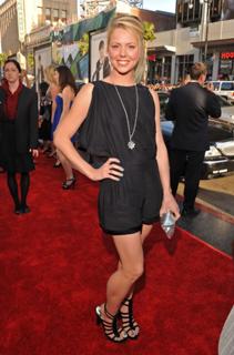 Collette Wolfe feet photo thumbnail