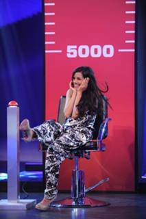 Collien Ulmen-Fernandes feet photo thumbnail