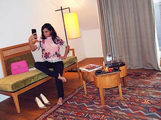 Collien Ulmen-Fernandes feet photo thumbnail
