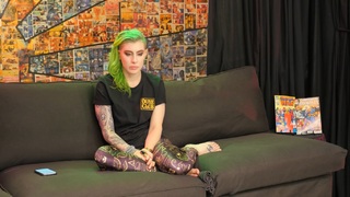 Comic Book Girl 19 feet photo 7