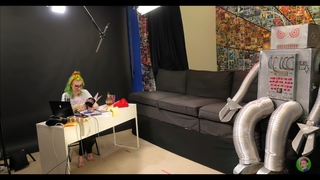 Comic Book Girl 19 feet photo 4