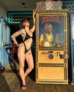Comic Book Girl 19 feet photo 19