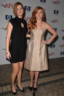 Connie Britton feet photo thumbnail