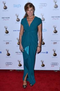 Connie Britton feet photo thumbnail