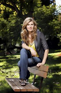 Connie Britton feet photo thumbnail