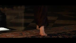 Connie Nielsen feet photo thumbnail
