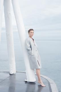 Connie Nielsen feet photo thumbnail