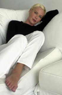 Connie Nielsen feet photo thumbnail
