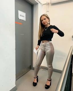 Connie Talbot feet photo 4
