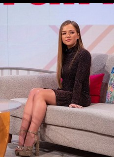 Connie Talbot feet photo 9