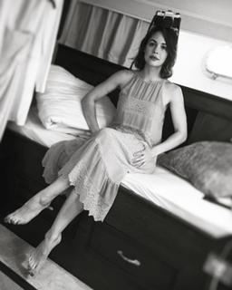 Conor Leslie feet photo thumbnail