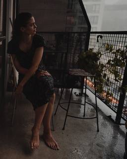 Conor Leslie feet photo thumbnail