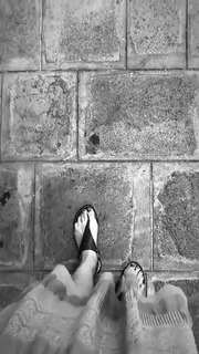 Conor Leslie feet photo thumbnail