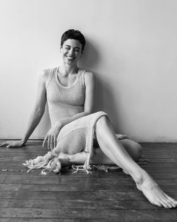 Conor Leslie feet photo thumbnail