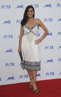 Constance Marie feet photo thumbnail