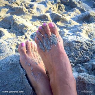 Constance Marie feet photo thumbnail
