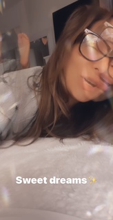 Constance Marie feet photo thumbnail