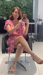 Constance Marie feet photo thumbnail