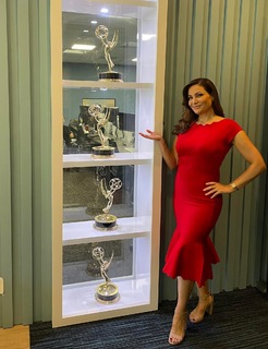Constance Marie feet photo thumbnail