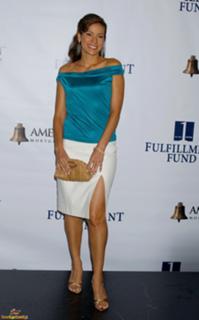 Constance Marie feet photo thumbnail