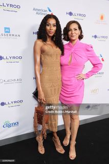 Constance Marie feet photo 18