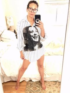 Constance Marie feet photo 12
