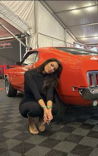 Constance Nunes feet photo 9