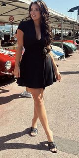 Constance Nunes feet photo 6
