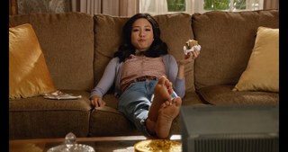 Constance Wu feet photo thumbnail