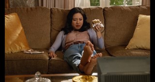 Constance Wu feet photo thumbnail