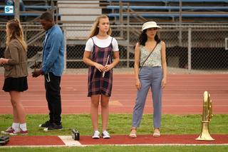 Constance Wu feet photo thumbnail