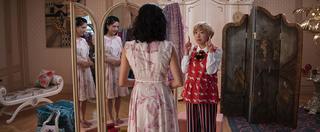 Constance Wu feet photo thumbnail