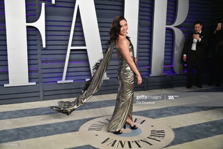 Constance Wu feet photo thumbnail