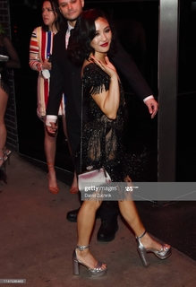 Constance Wu feet photo thumbnail