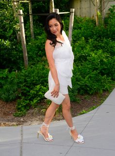 Constance Wu feet photo 2