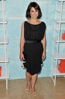 Constance Zimmer feet photo thumbnail