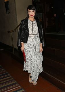 Constance Zimmer feet photo thumbnail