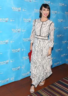 Constance Zimmer feet photo thumbnail